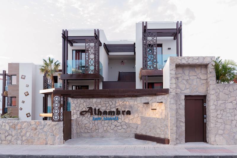 Alhambra Boutique Apartments by TAM Resorts Playa del Inglés Extérieur photo